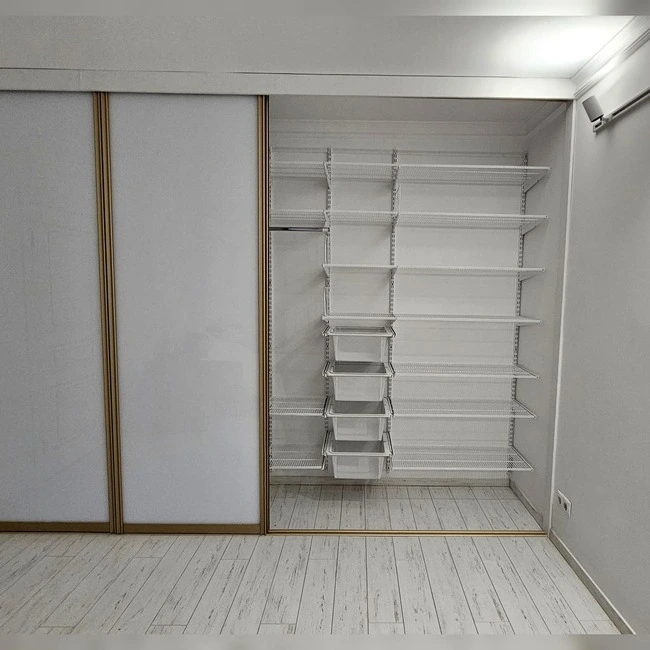    Гардеробная в белом цвете, фотография 3