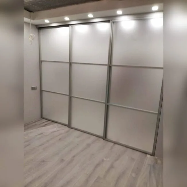    Перегородка без нижней направляющей, фотография 2
